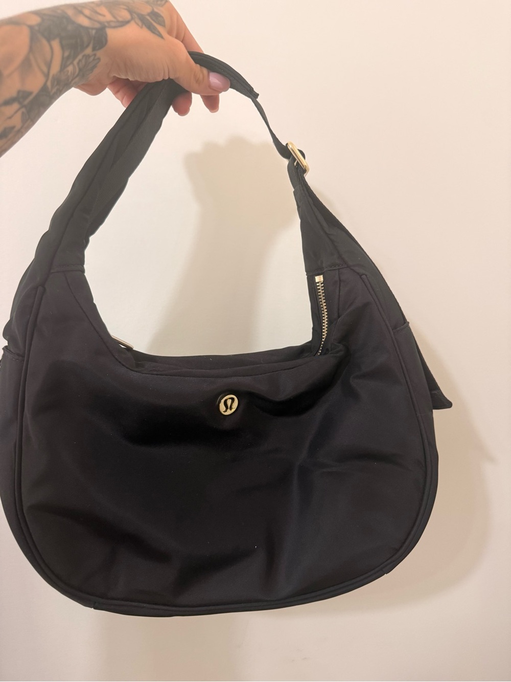 lululemon Black Shoulder Bag 4L